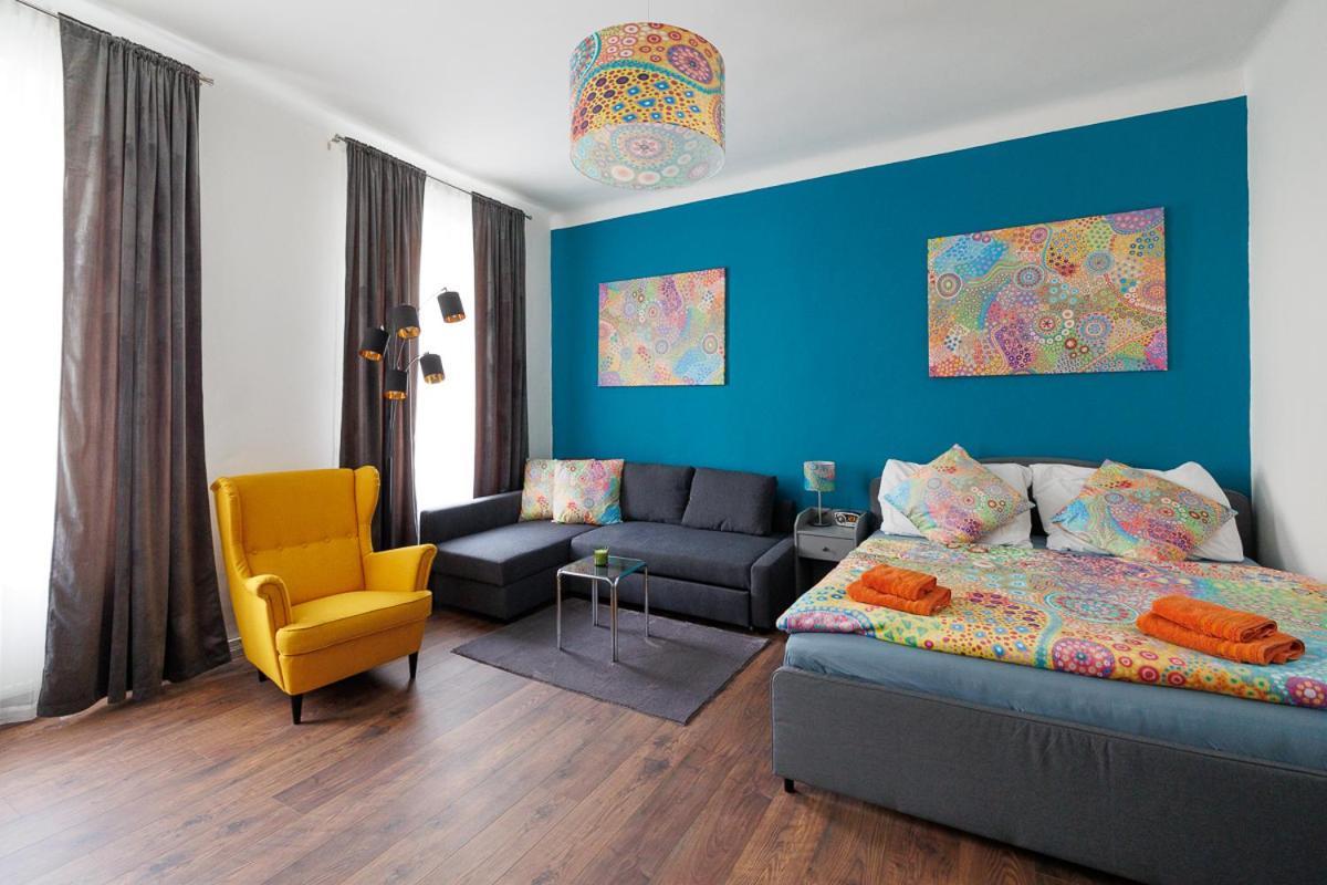 New Shalalaliving Vienna Spacious Home For Family & Friends Luaran gambar