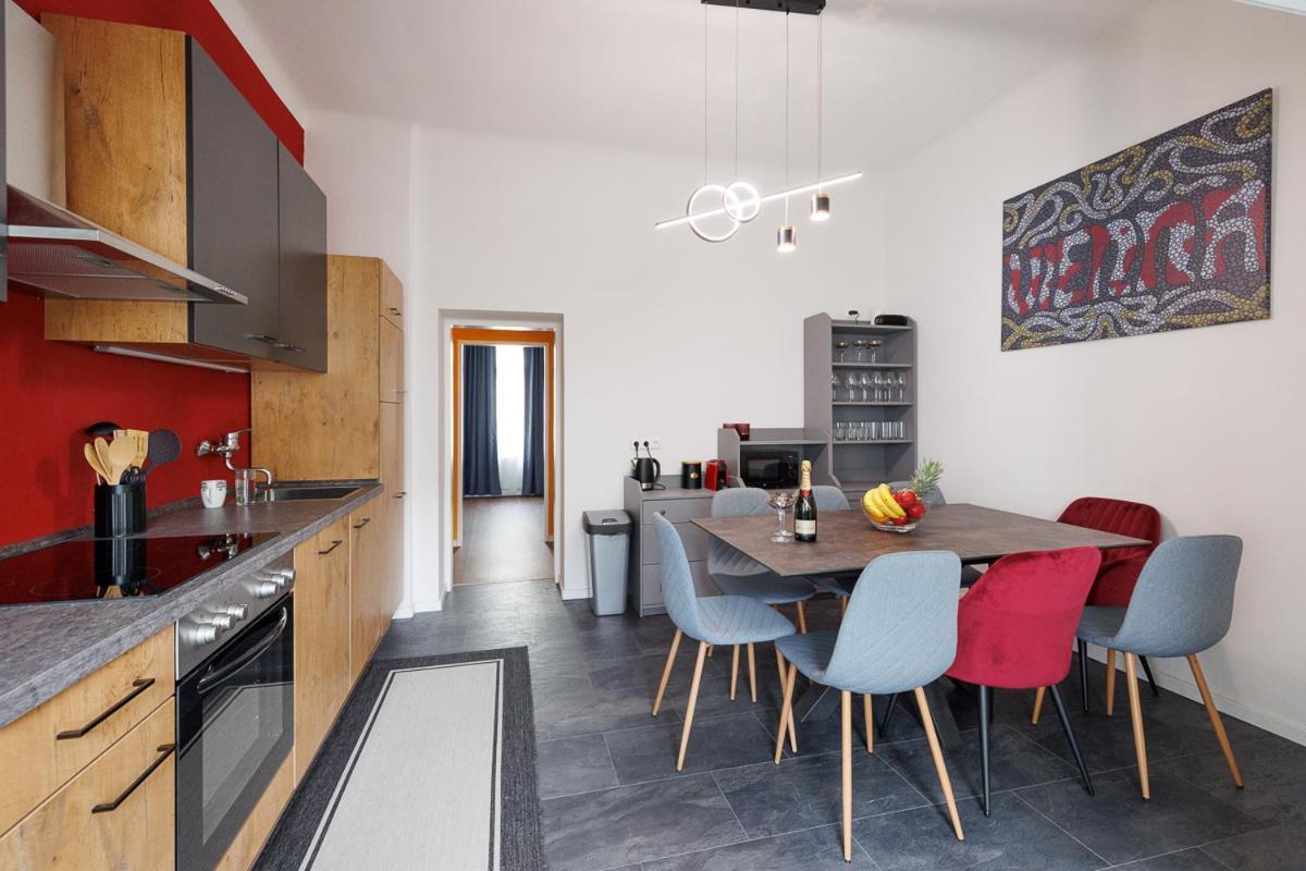 New Shalalaliving Vienna Spacious Home For Family & Friends Luaran gambar