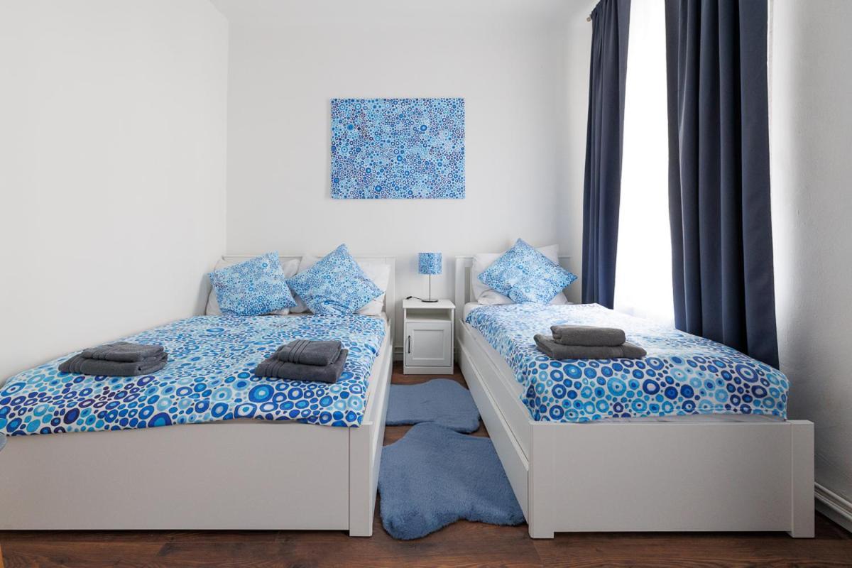 New Shalalaliving Vienna Spacious Home For Family & Friends Luaran gambar